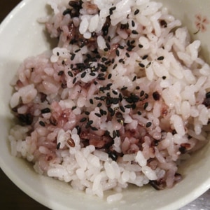 【小豆無しのお赤飯風】もちもち黒米ご飯